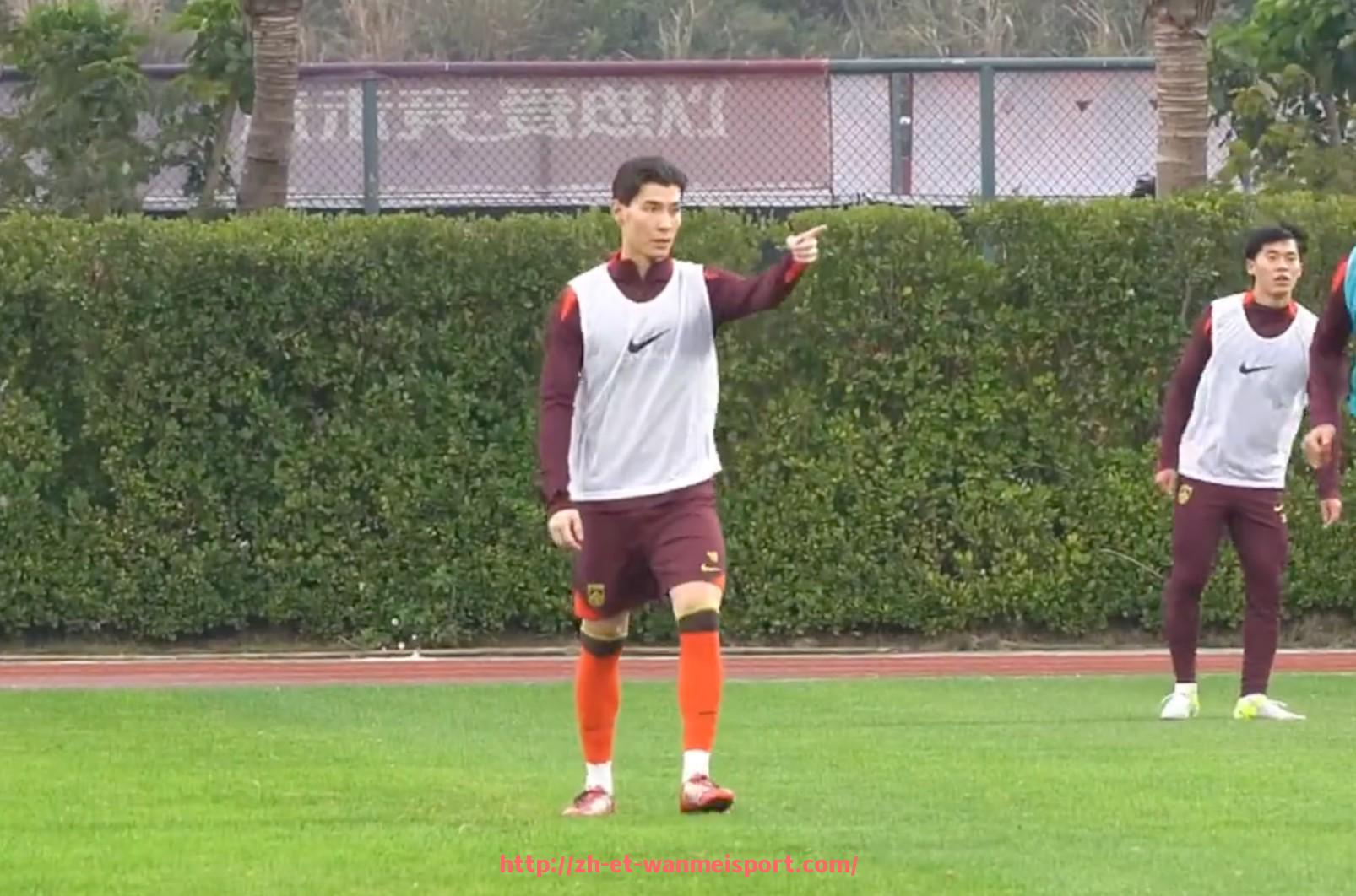 完美体育app-法甲外援在本赛季的整体表现回顾与进步评估